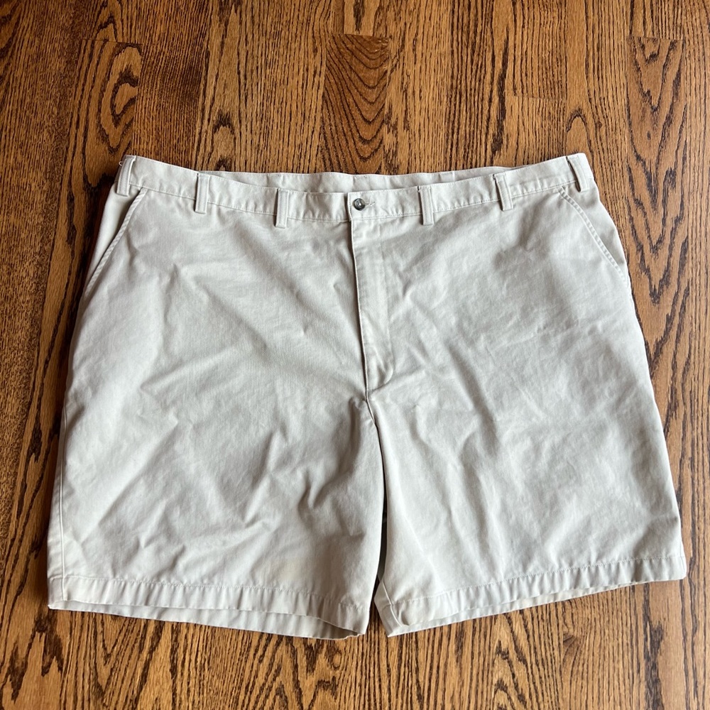 St. John’s bay men’s classic fit shorts size 52